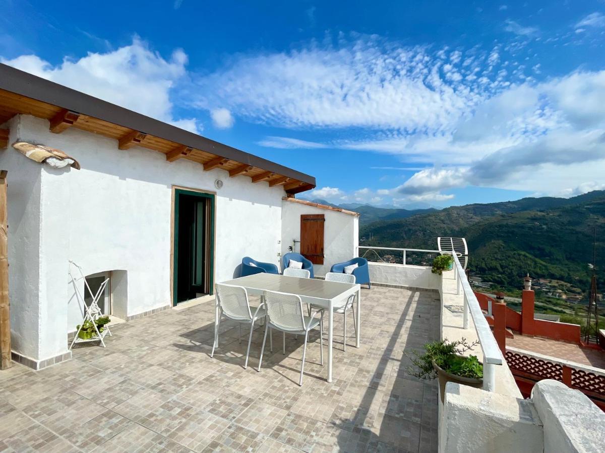 La Terrazza Di Seglia Apartment Ventimiglia Luaran gambar