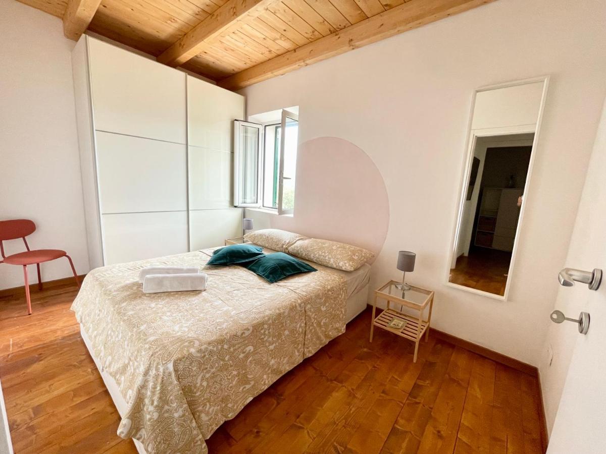 La Terrazza Di Seglia Apartment Ventimiglia Luaran gambar