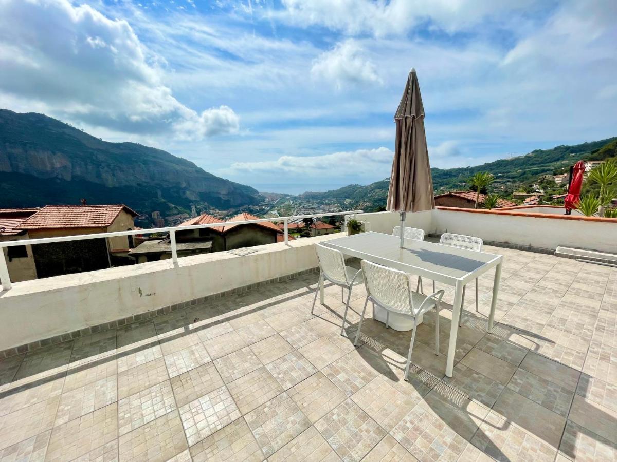 La Terrazza Di Seglia Apartment Ventimiglia Luaran gambar